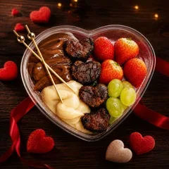 Coração de Delícias — Brigadeiro, Frutas e Brownie